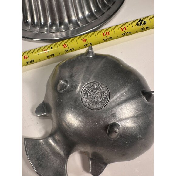 Lot of 3 Serving Platters. Wilton Armetale Pineapple Dish 13 inch. - Picture 7 of 9